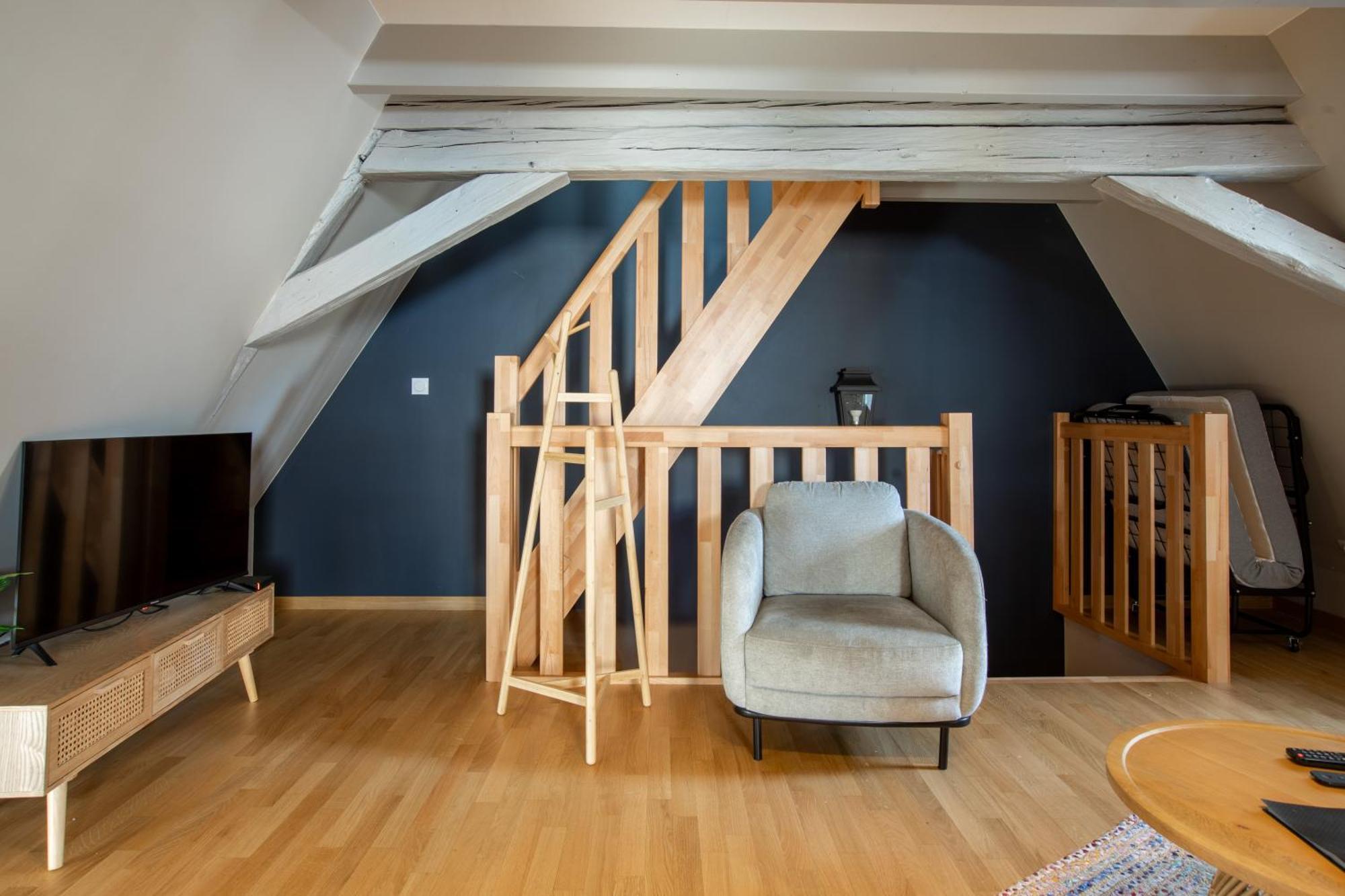 Duplex Atypique Au Coeur De Mulhouse Apartment Luaran gambar