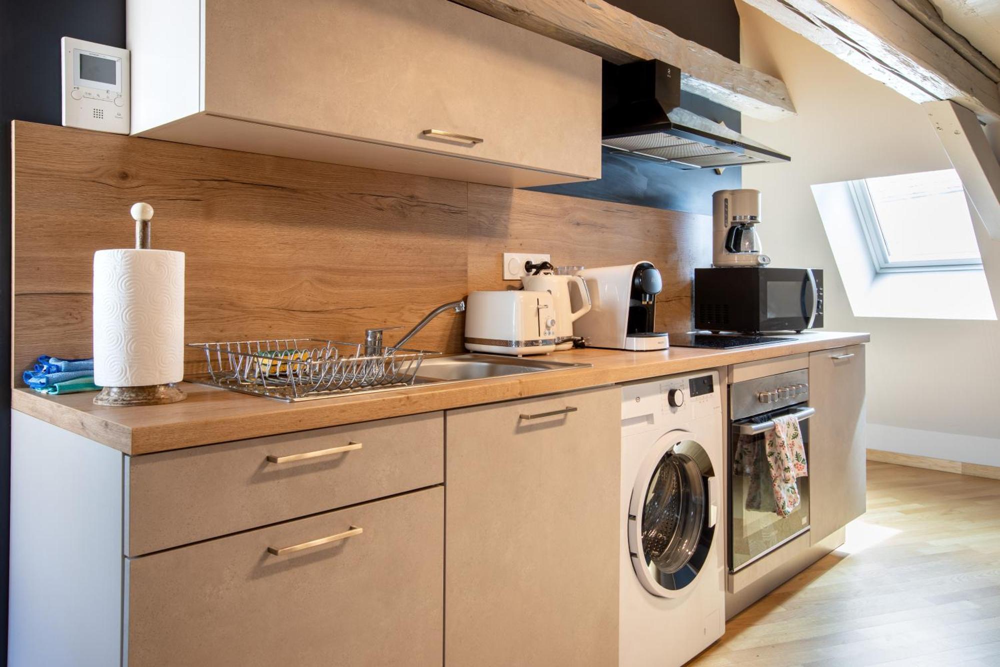 Duplex Atypique Au Coeur De Mulhouse Apartment Luaran gambar
